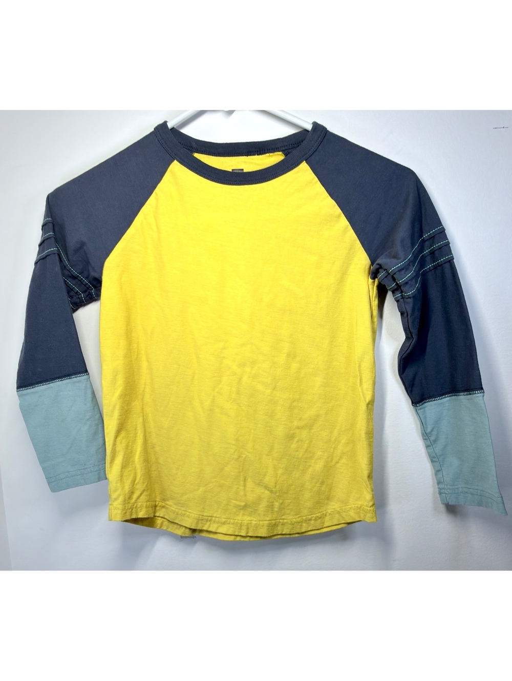 Tea Collection Boys 3/4 sleeve color block shirt size 7